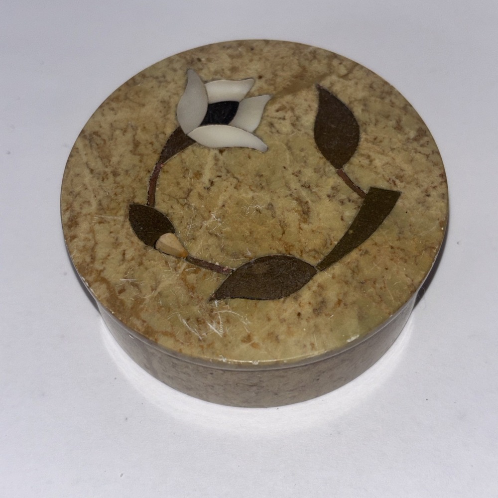 Vintage Round Stone Trinket Box with Floral Inlay – Handcrafted Jewelry Keepsake